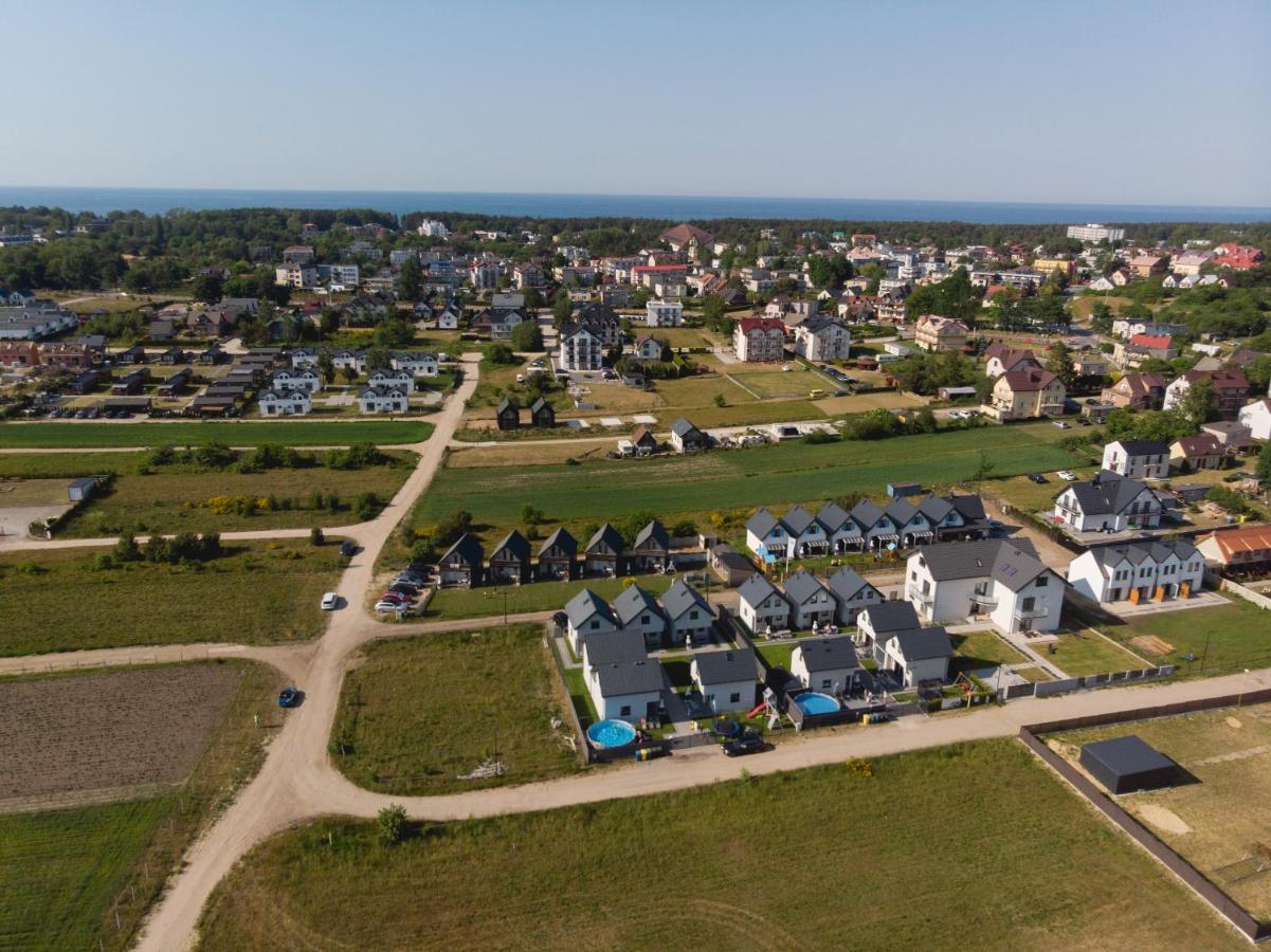 Domki Rajski Wypoczynek Z Basenem Jastrzebia Gora Exterior photo